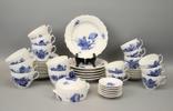 Kaffeservisdelar, 43 st, porslin, "Blå blomst", Royal Copenhagen.
