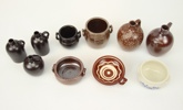 Miniatyrer, 10 st, keramik, bl.a Höganäs Keramik.