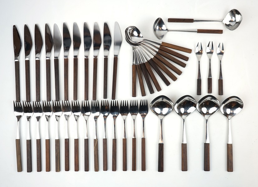 Tias Eckhoff, bestickservisdelar, 44 st, teak/rostfritt stål, ''Opus'', Lundtofte, Danmark.