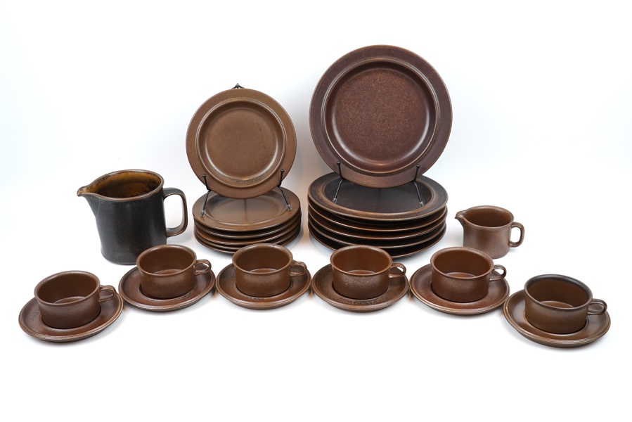 Ulla Procopé, teservis, 20 delar, stengods, ''Ruska'', Arabia, Finland.