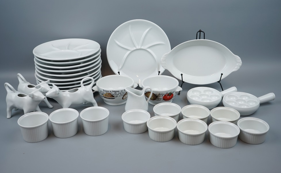 Servisdelar, 32 st, porslin, Pillivuyt, Frankrike.