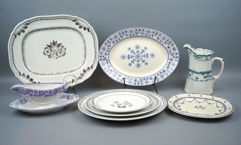 Serveringsfat, såssnipa och kanna, 8 delar, flintgods, Gustavsberg, Rörstrand och Gefle.