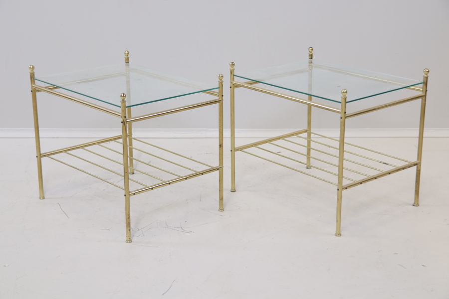 Sängbord, ett par, metall/glas.