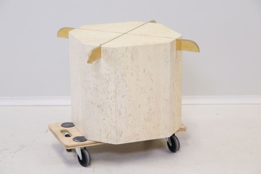 Bordstomme, sten/metall.