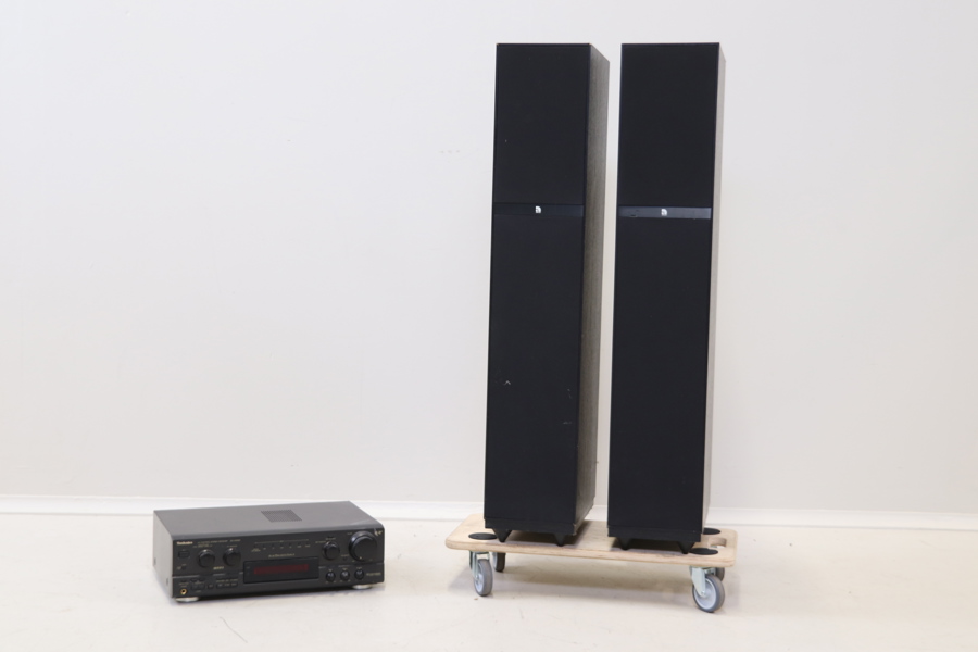 Stereo, Technics SA-AX540, samt 2 högtalare, Audio pro A2.42LIVE.