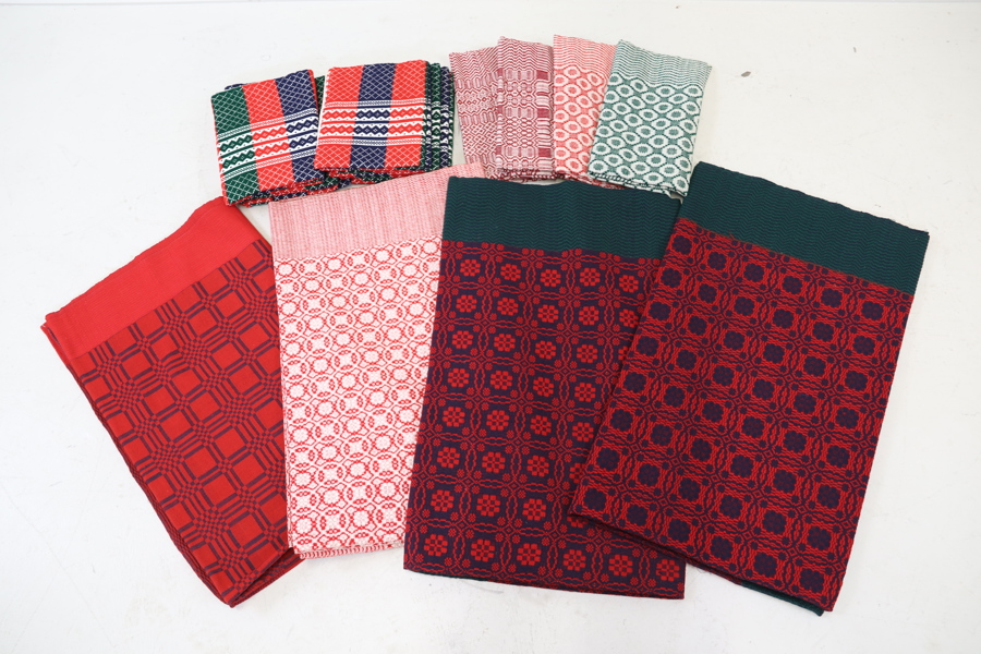 Dukar m.m, 9 delar, textil.