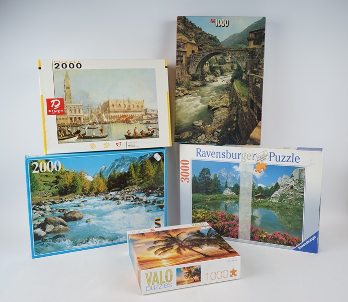 Pussel, 5 st, bl.a Ravensburger.