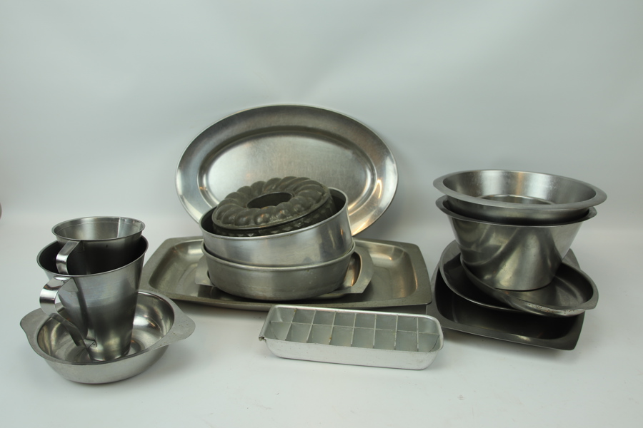 Rostfritt, ett parti.