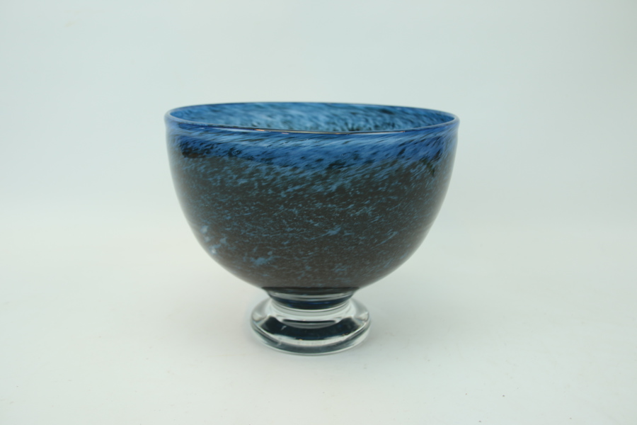 Bertil Vallien, skål på fot, Boda.