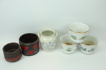 Krus och ytterfoder, 6 delar, keramik, bl.a Rörstrand.