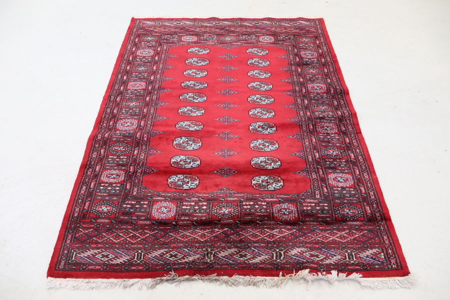 Matta, orientalisk, handknuten, ull.