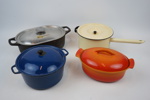 Grytor och kastrull, 3+1 st, gjutjärn/emaljerat, bl.a Kockums.