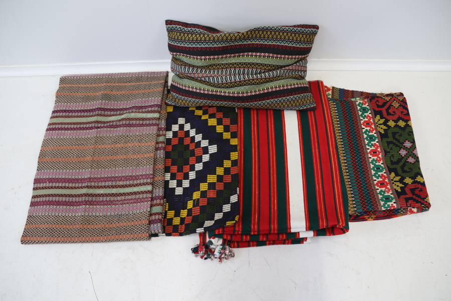 Kuddar m.m, 5 st, textil.