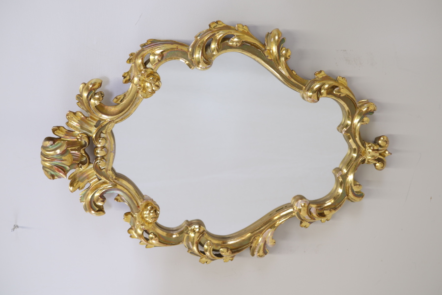 Spegel, förgylld ram, rokoko stil, 1900-tal.