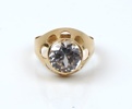 Ring, guld 18K med sten, 1971.