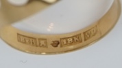 Ring, guld 18K med sten, 1971.