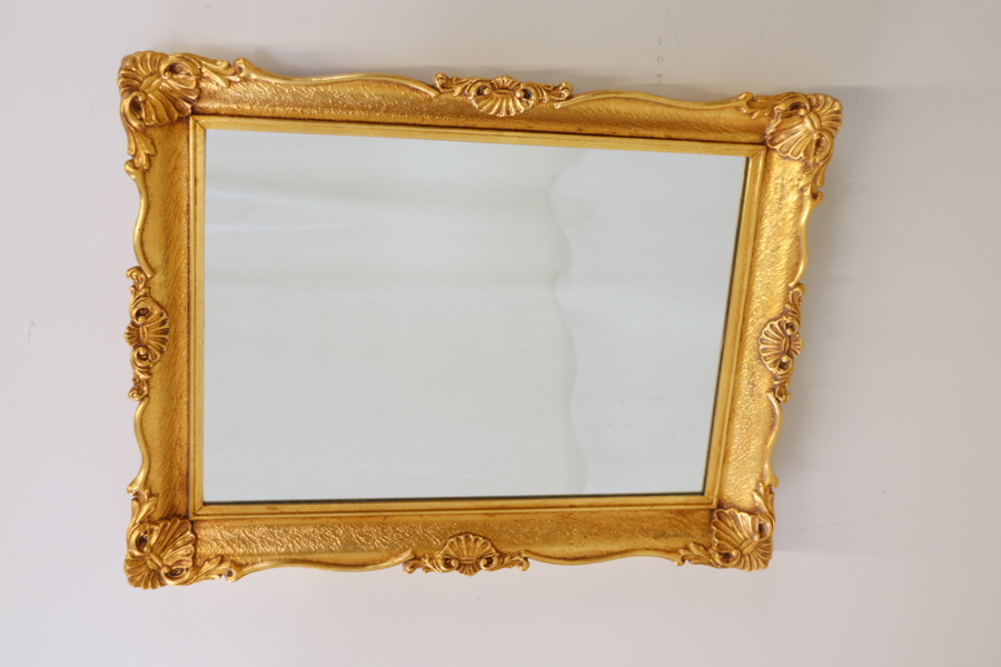 Spegel, förgylld ram, 1900-tal.