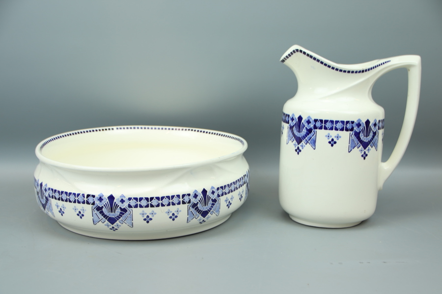 Tvättset, 2 delar, porslin, "Adolf", Annaburg, Tyskland.