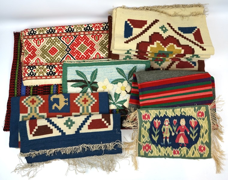 Bonader, stenbordsdukar m.m, ett parti, allmogetextil.