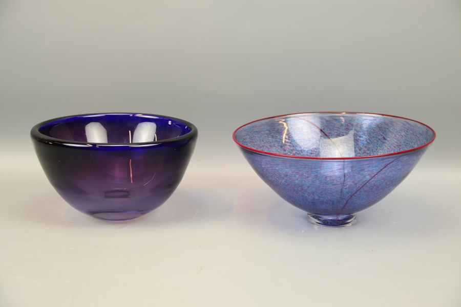 Skålar, 2 st, glas, bl.a Kosta Boda.