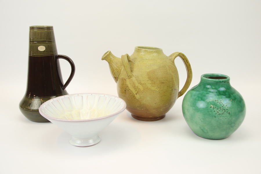 Keramik, 4 delar, bl.a Anna-Lisa Thomson, Upsala Ekeby.