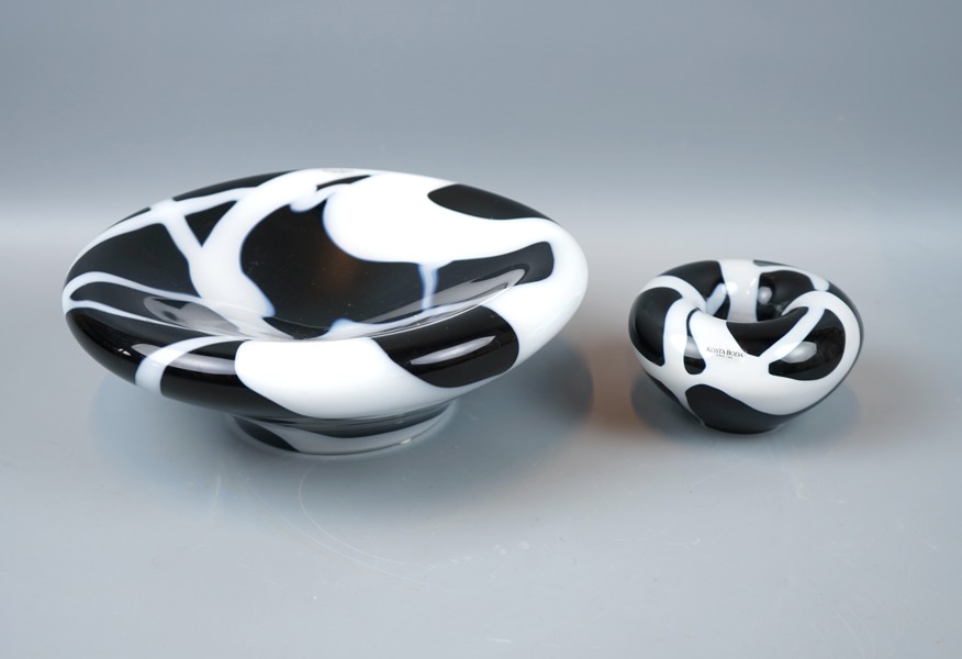 Anna Ehrner, skål och ljusykta, glas, Kosta Boda, signerade.