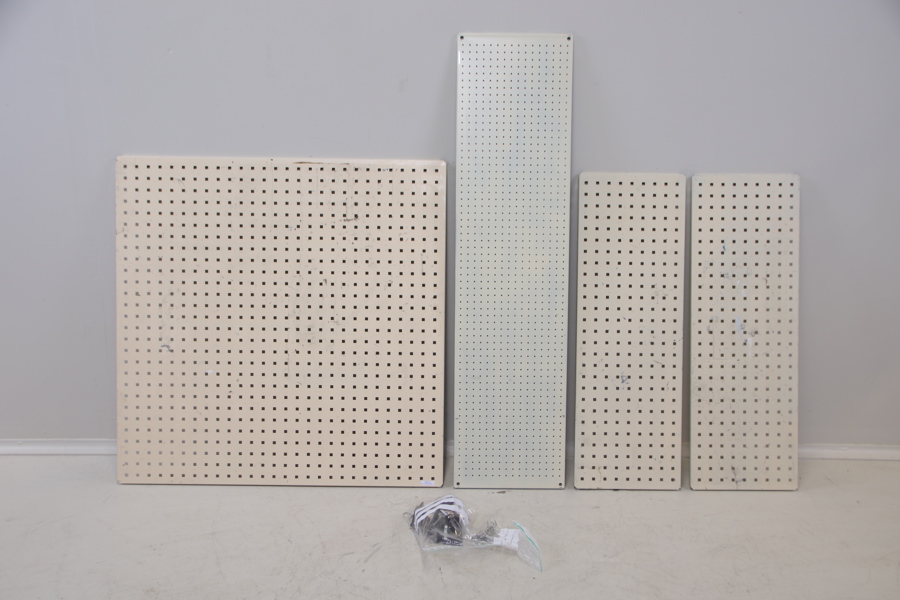 Verktygstavlor, 4 st, metall, bl.a Orderinvest AB, med tillbehör.