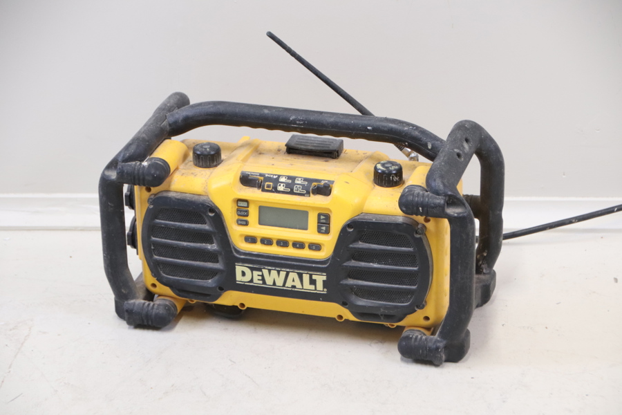 Byggradio, DeWalt.