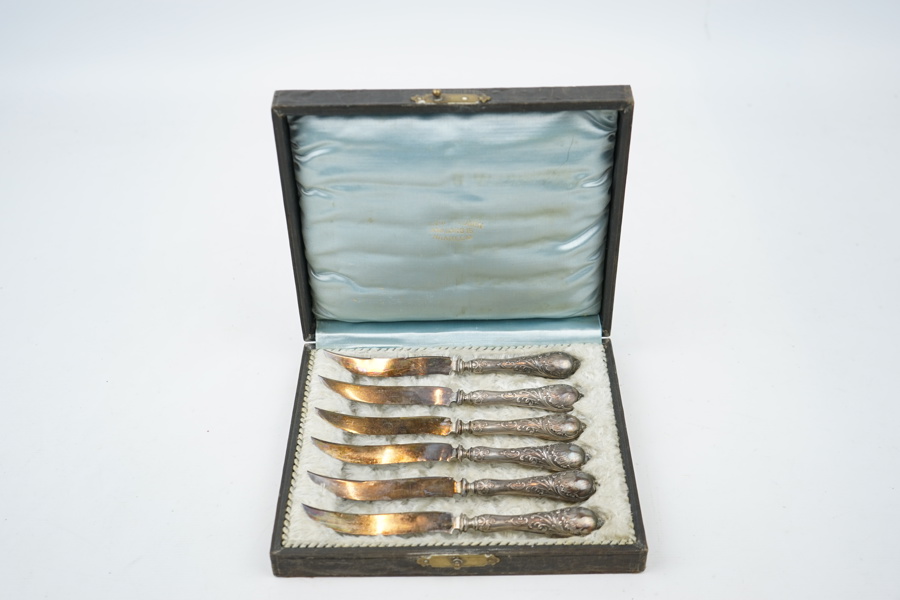 Fruktknivar, 6 st, silver, England/Holland, 1800-talets senare del.