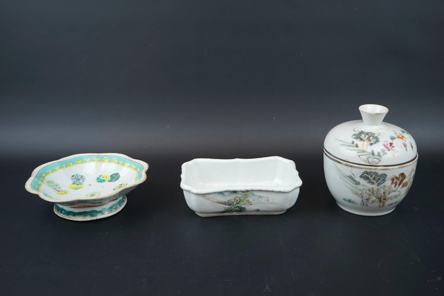 Porslin, 3 delar, Kina, 1800-tal.