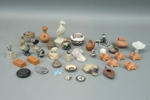 Miniatyrer, ett parti, keramik,