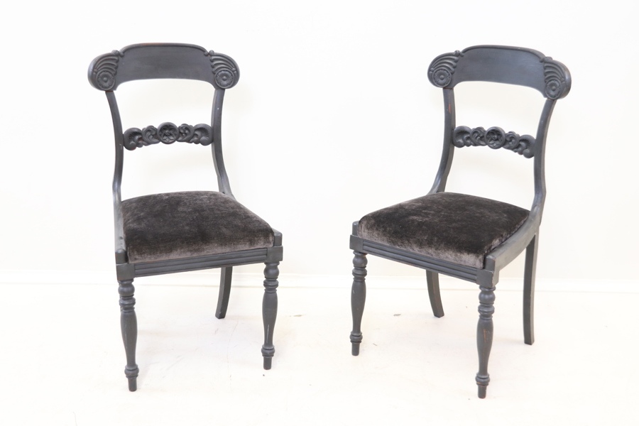 Stolar, 2 st, trä/textil, 1900-tal.