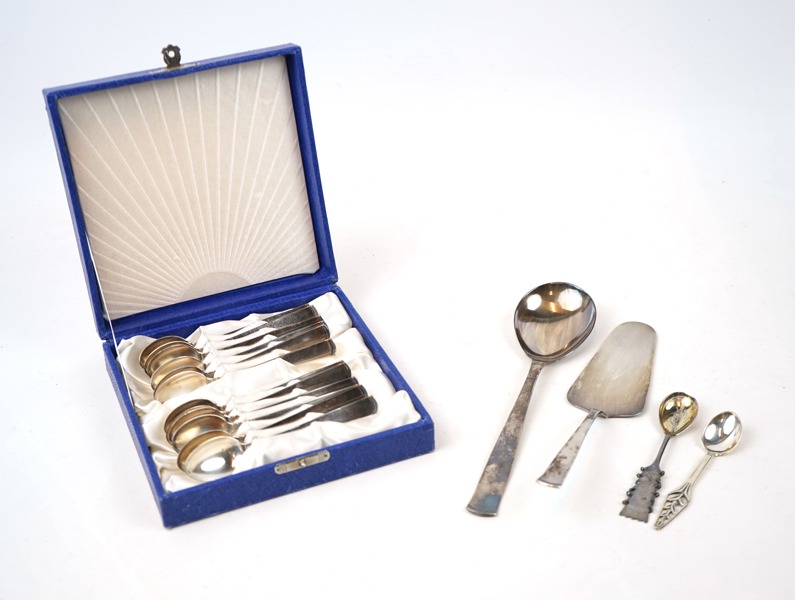 Kaffeskedar m.m, ett parti, silver, mestadels Rosenholm.