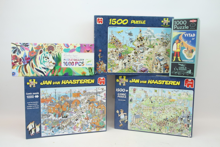 Pussel, 5 st, bl.a Jan van Haasteren.