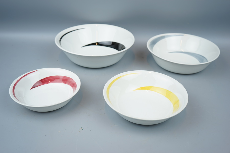 Stig Lindberg, skålar, 4 st, flintgods, "Cyklon", Gustavsberg, 1950-tal.