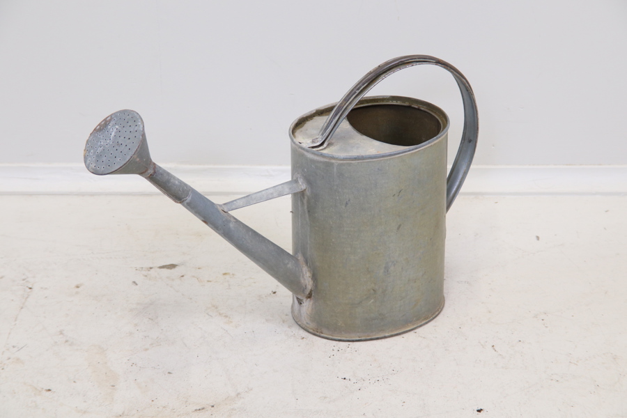 Vattenkanna, zink.