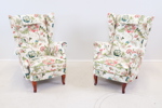 Öronlappsfåtöljer, ett par, textil/trä.