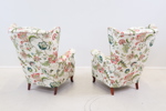 Öronlappsfåtöljer, ett par, textil/trä.