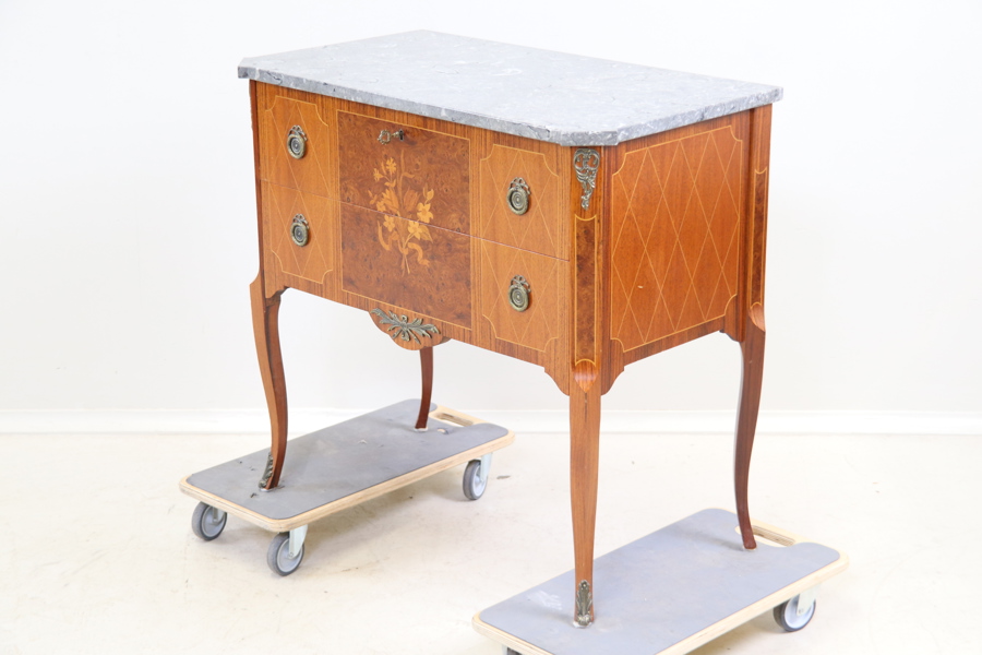 Stilbyrå, 2 lådor, trä/stenskiva, 1900-tal.