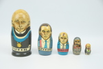 Matryoskadockor, 5 st, ryska ledare, trä, signerat HAJ St. Petersburg.