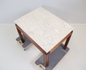 Sidobord, trä/sten.
