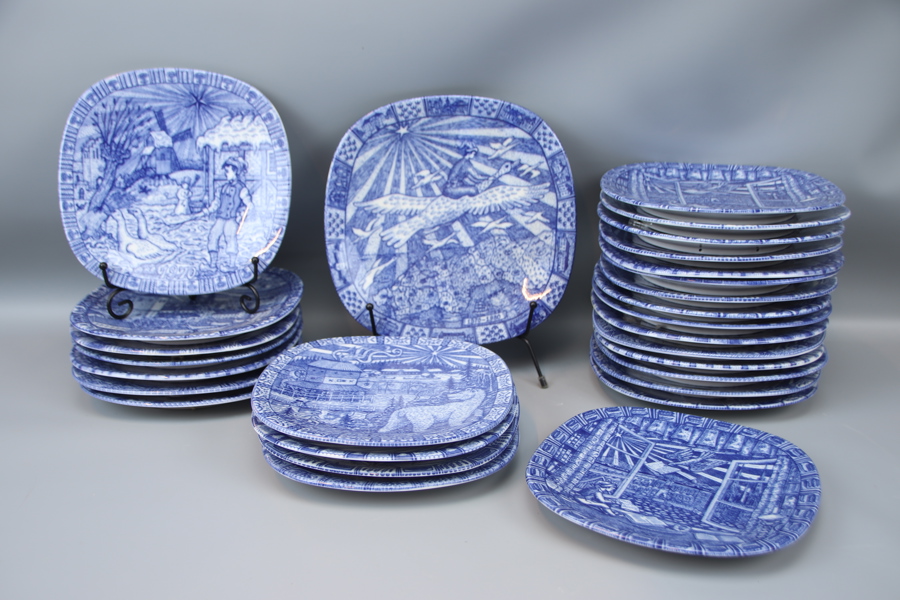 Jultallrikar, 28 st, porslin, olika årtal, Rörstrand.