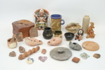 Konstkeramik, ett parti, delvis signerade.