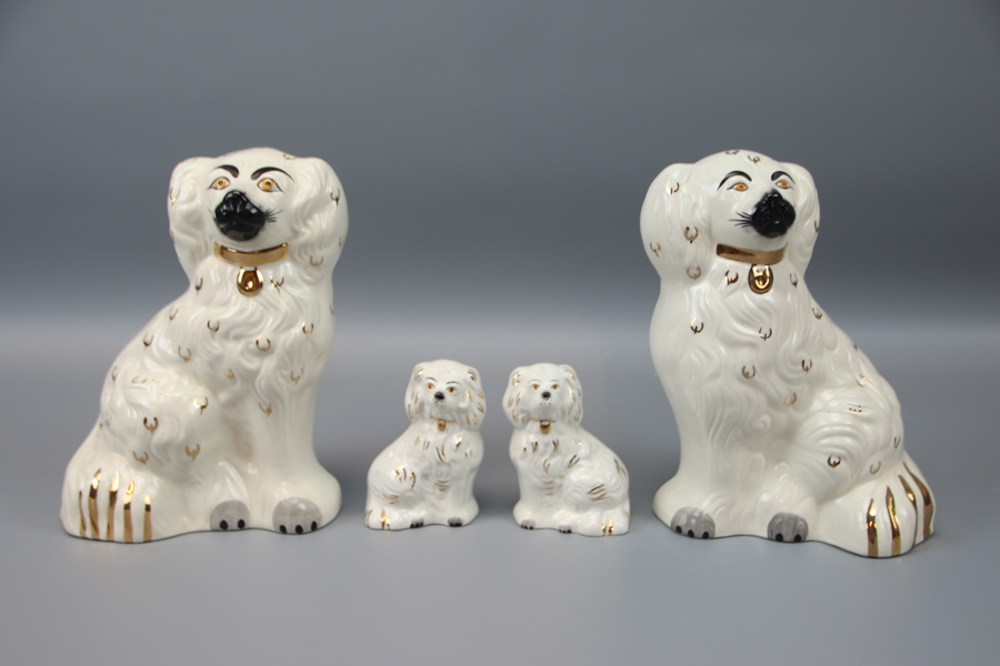 Spiselhundar, 2 par, porslin, Beswick.