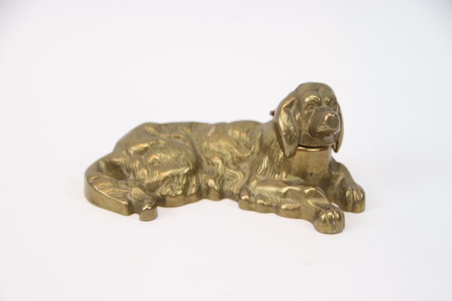 Bläckhorn, hund, mässing, 1900-tal.