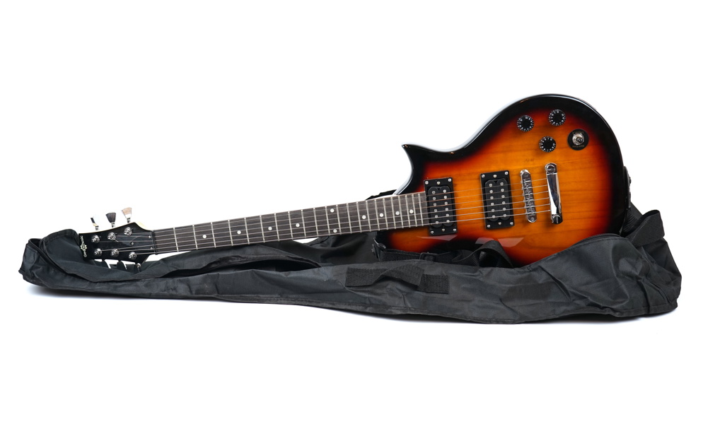 Elgitarr, Gear4music.