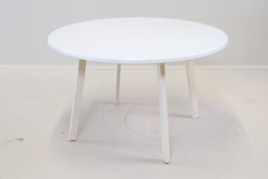 Trädgårdsbord, trä/metall.