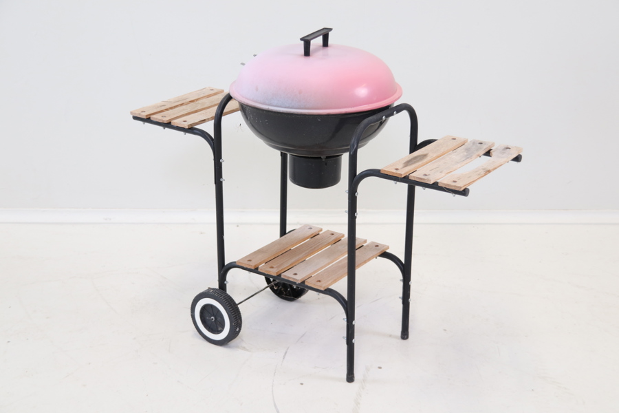 Klotgrill, metall/trä.