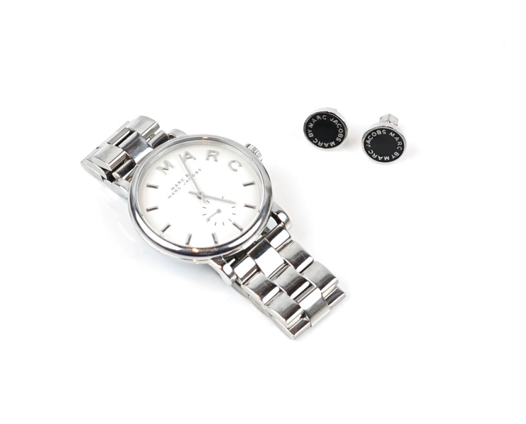 Armbandsur och örhänge, 3 delar, Marc Jacobs.