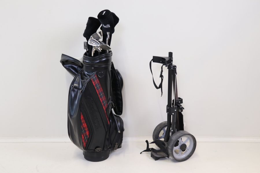 Golfset, MacGregor, samt rullvagn.